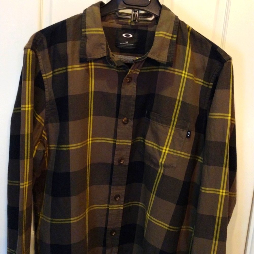 Oakley light weight flannel.